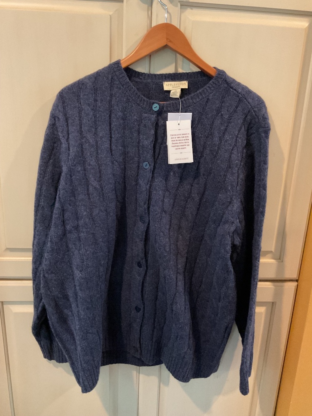 100% pure wool cardigan Navy
